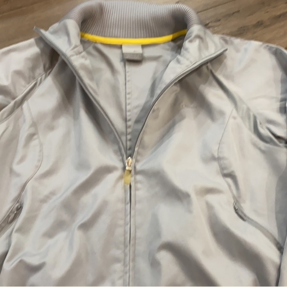 Nike Jacket - Picture 6 of 8